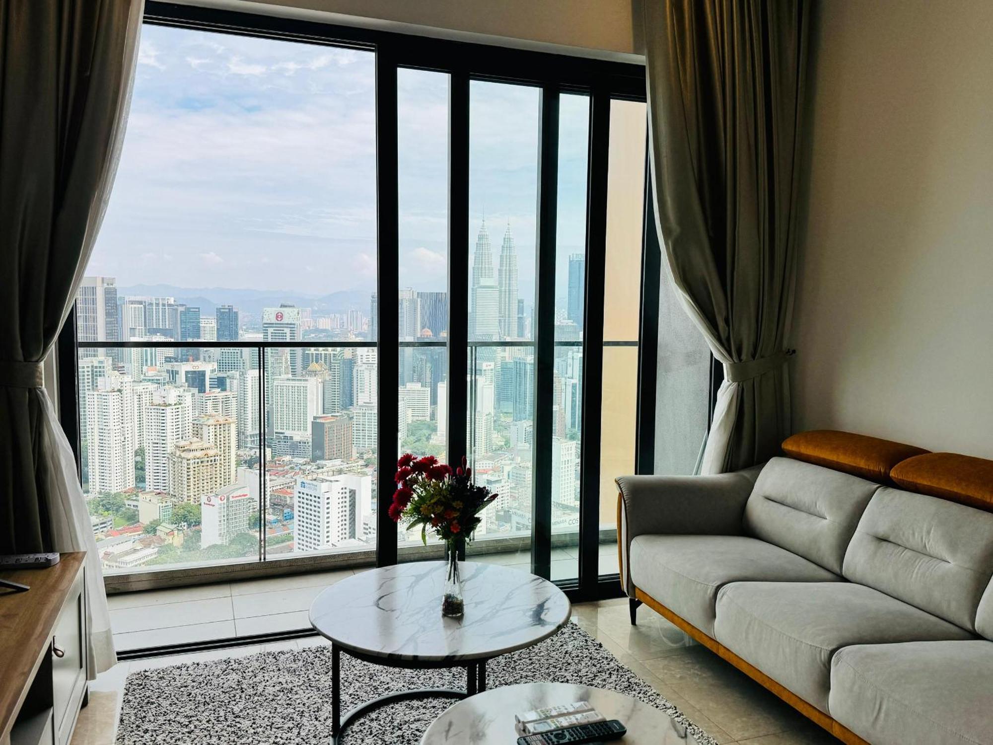 Lucantia Serviced Suites Kuala Lumpur Buitenkant foto
