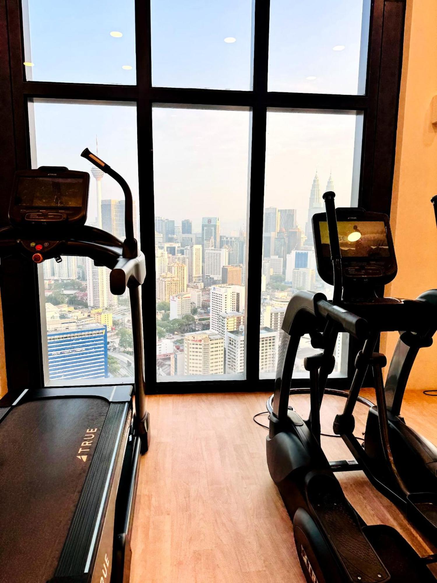 Lucantia Serviced Suites Kuala Lumpur Buitenkant foto